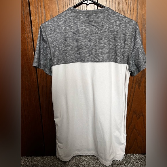 Nike Men's Gray and White Shirt - Picture 2 of 5